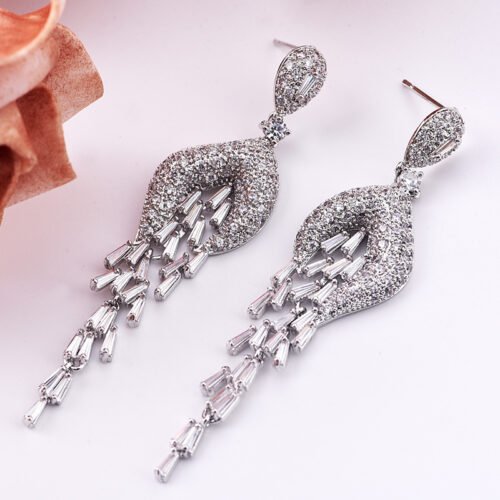 Full‑Diamond Style Long Tassel Earrings — High‑Grade Japanese & Korean Bride Statement Jewelry