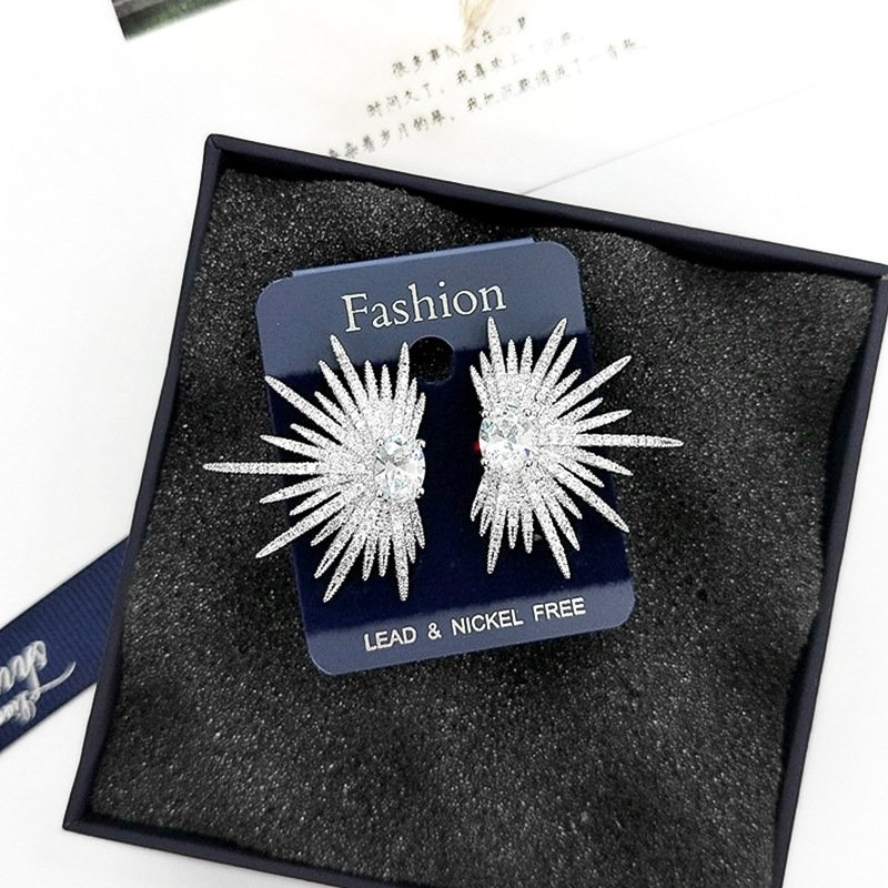 13021776054_1653624125