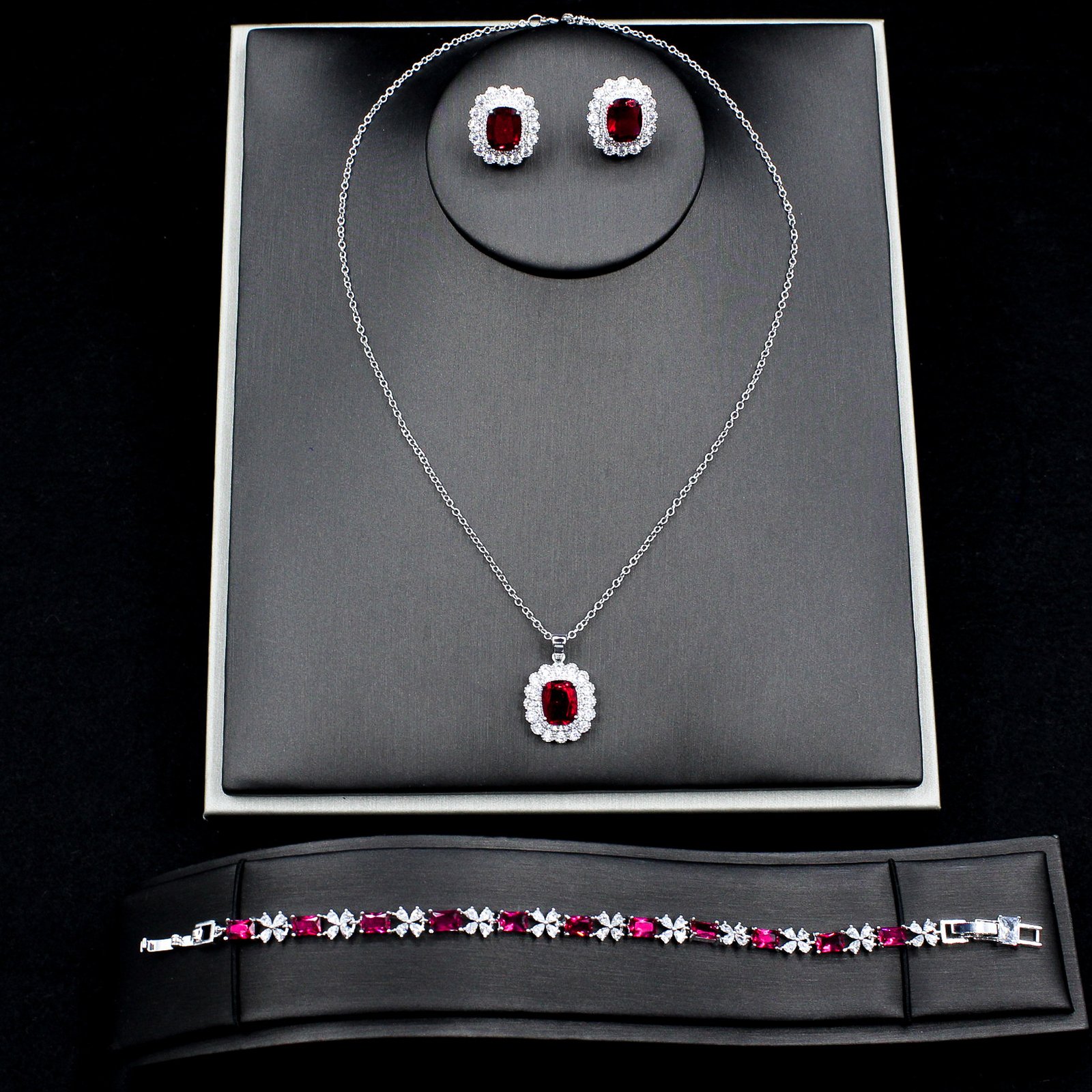 16402324262_1653624125