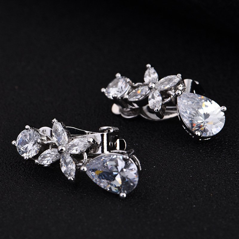 3233871739_1653624125