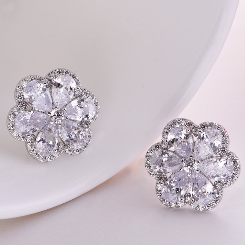 3623544155_1653624125