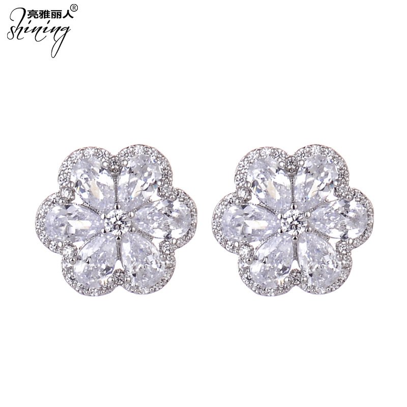 3796156352_1653624125