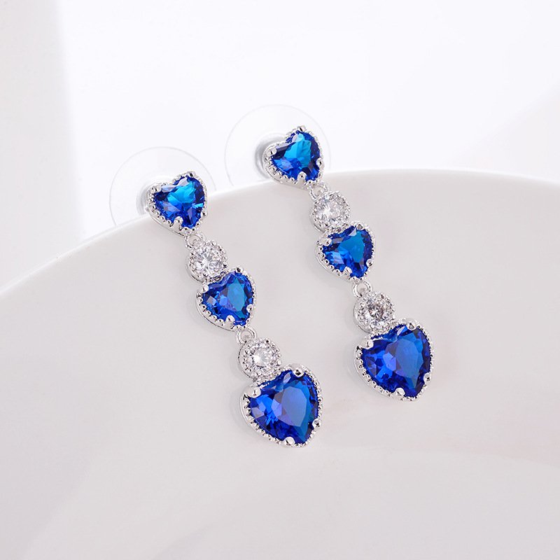 5579280106_1653624125