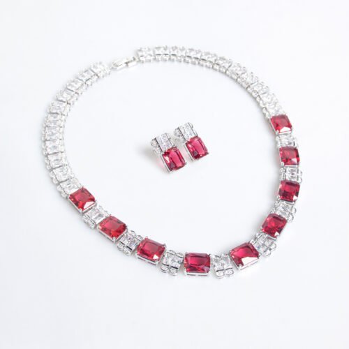 Square Zircon Necklace for Women – INS Style Light Luxury Collarbone Chain