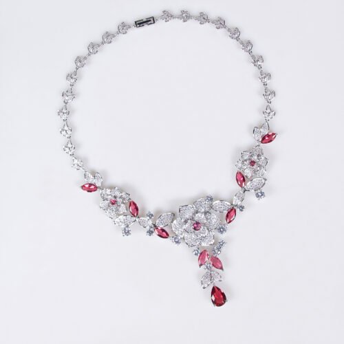 Retro Flower Zircon Necklace & Earrings Set – Luxury Autumn & Winter Fashion Jewelry