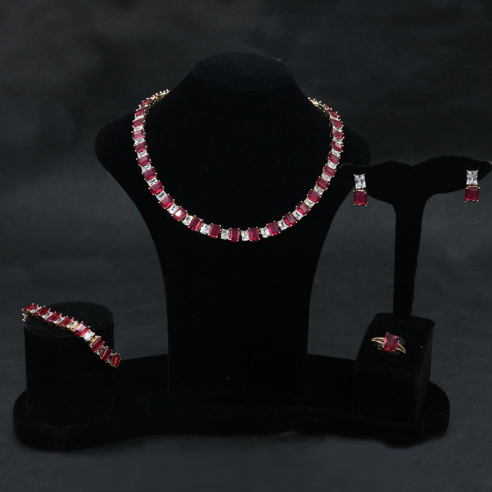 O1CN01HELa7w1bwn3iYPmSM_!!1623413530-0-cib