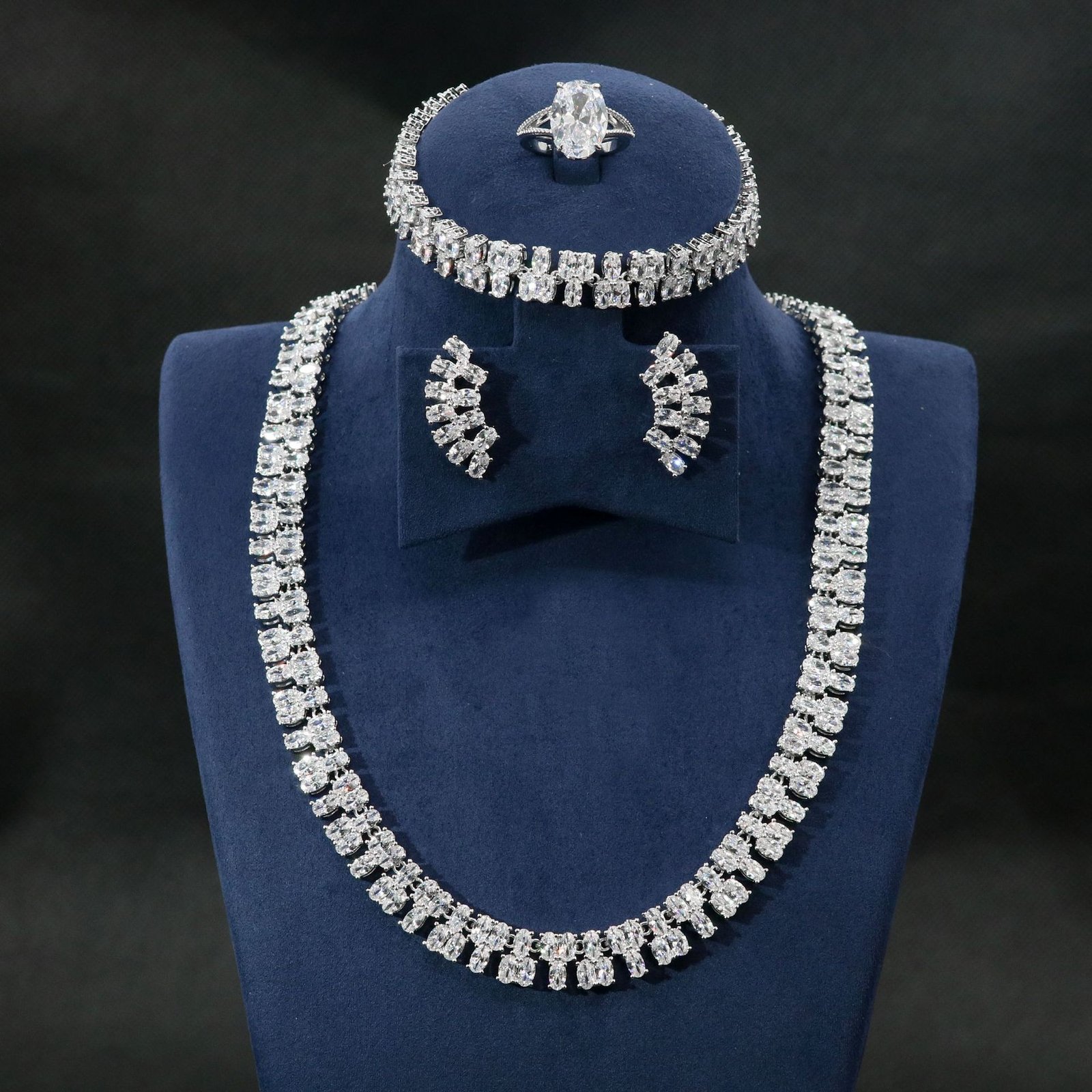 O1CN01IyLvbv1bwn4Dq46PV_!!1623413530-0-cib