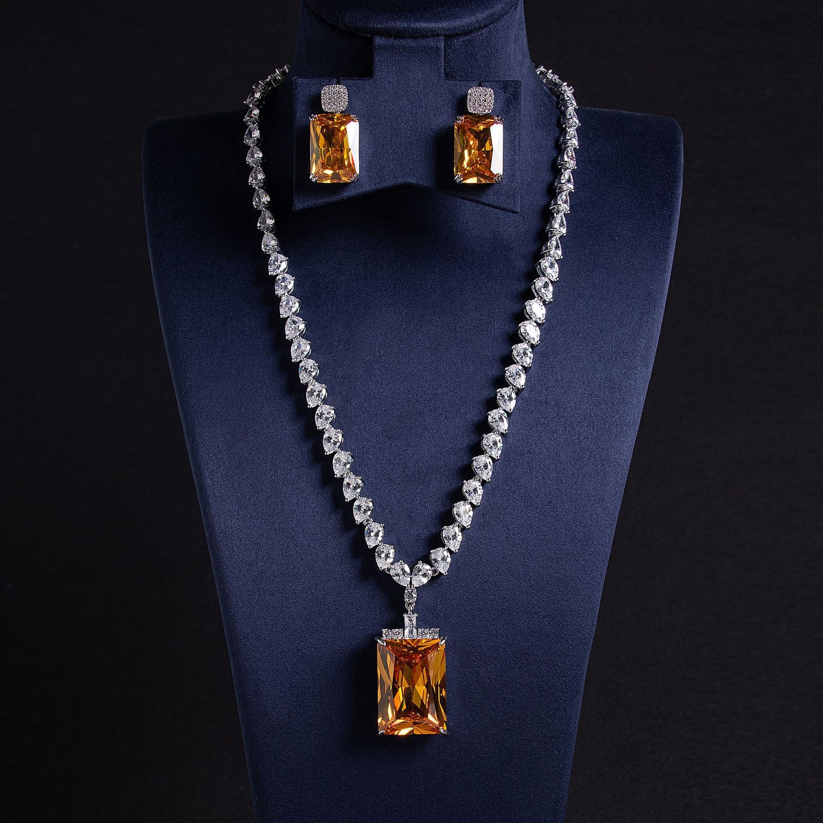 O1CN01XjEhg51bwn83yzdeM_!!1623413530-0-cib