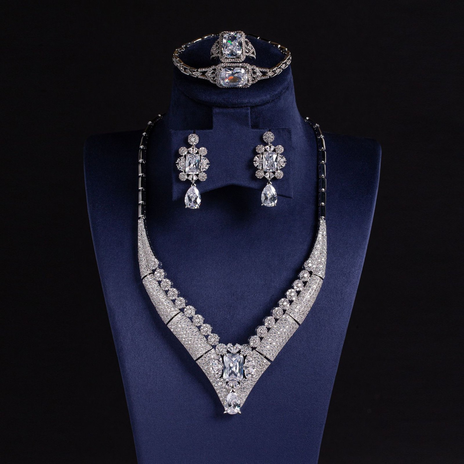 O1CN01kEQTea1bwnBT4t5Hq_!!1623413530-0-cib